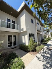 6432 NW 104th Ct, Doral, FL 33178