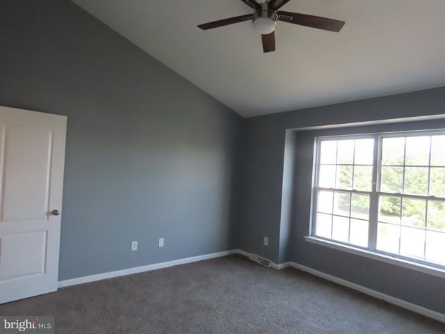 104 E SHELDRAKE CIR, Dover, DE 19904