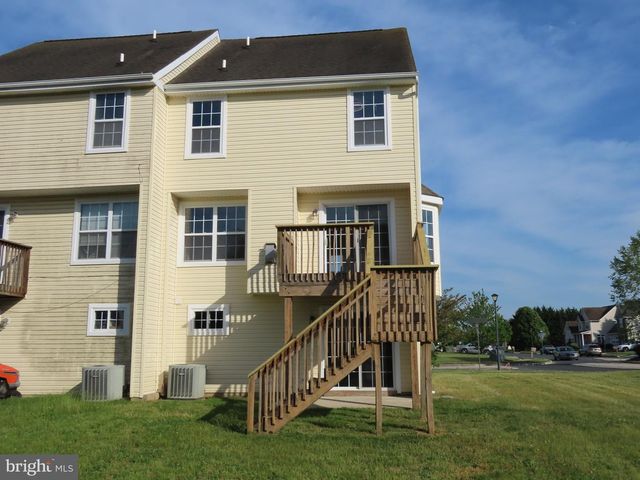 104 E SHELDRAKE CIR, Dover, DE 19904