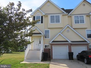 104 E SHELDRAKE CIR, Dover, DE 19904