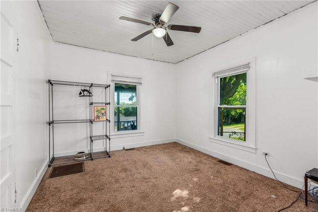 719 Maiden Lane, Mount Airy, NC 27030