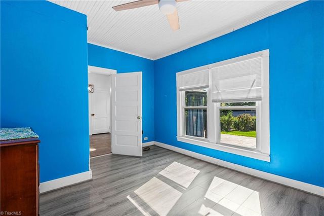 719 Maiden Lane, Mount Airy, NC 27030