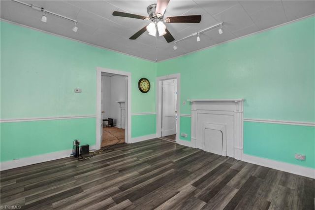 719 Maiden Lane, Mount Airy, NC 27030