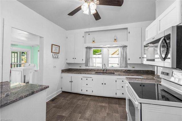 719 Maiden Lane, Mount Airy, NC 27030