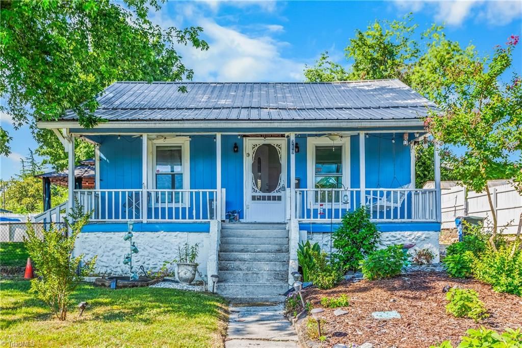 719 Maiden Lane, Mount Airy, NC 27030