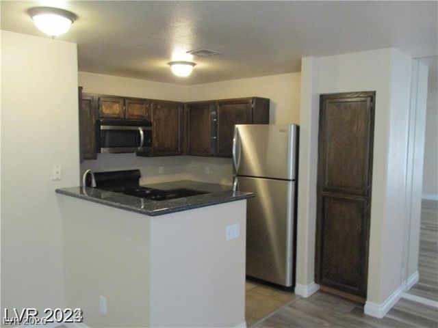 350 South Durango Drive 120, Las Vegas, NV 89145