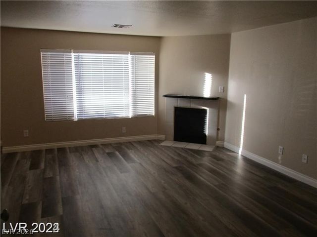 350 South Durango Drive 120, Las Vegas, NV 89145