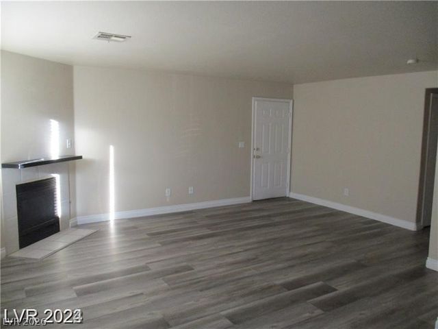 350 South Durango Drive 120, Las Vegas, NV 89145