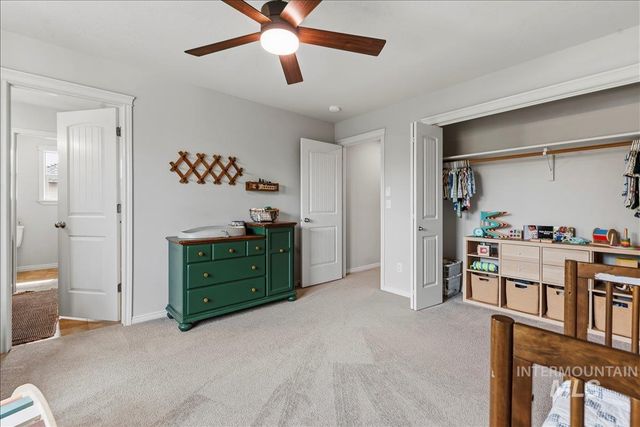 456 W Bear Track Dr, Meridian, ID 83642