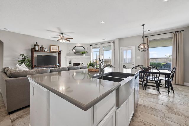 3222 Calla Lily Trail, Richmond, TX 77406