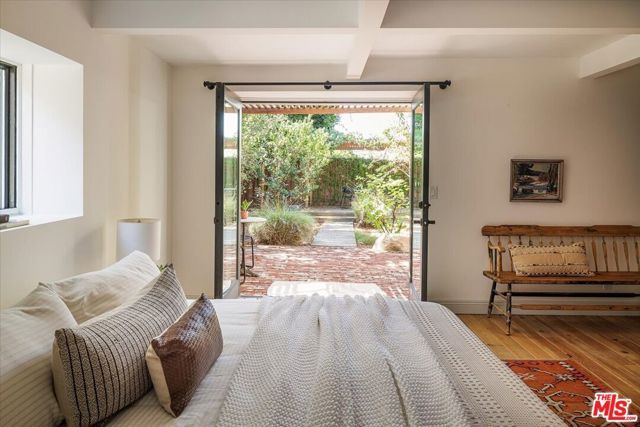 1334 Calumet Avenue, Los Angeles, CA 90026