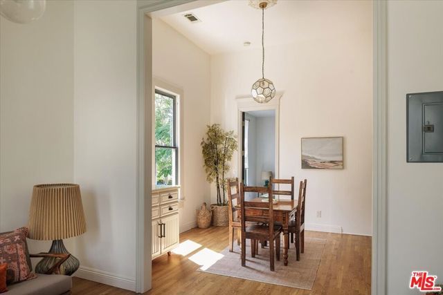 1334 Calumet Avenue, Los Angeles, CA 90026