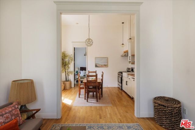1334 Calumet Avenue, Los Angeles, CA 90026
