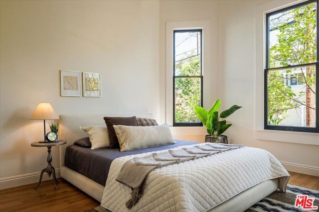 1334 Calumet Avenue, Los Angeles, CA 90026