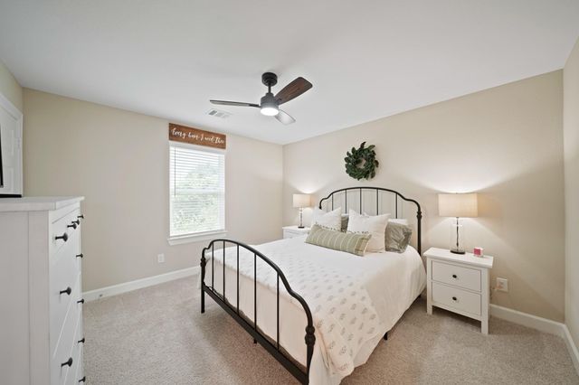 911 W 35th Street C, Houston, TX 77018