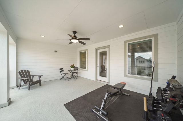 911 W 35th Street C, Houston, TX 77018