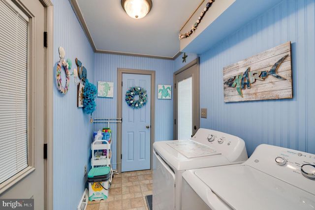 203 HUMMEL ST, Hummelstown, PA 17036