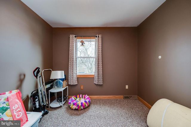 203 HUMMEL ST, Hummelstown, PA 17036