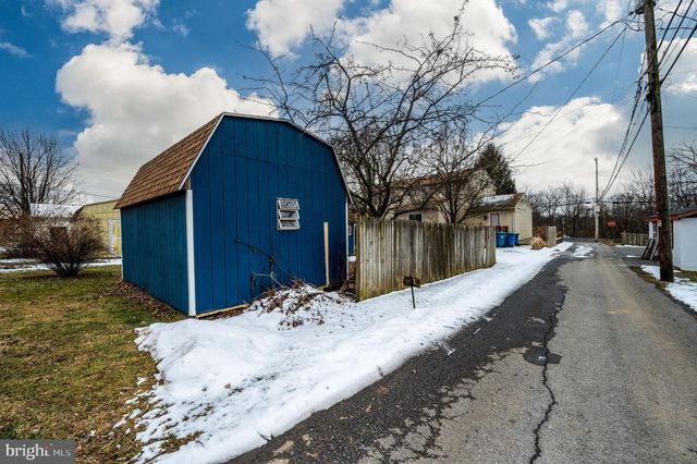 203 HUMMEL ST, Hummelstown, PA 17036