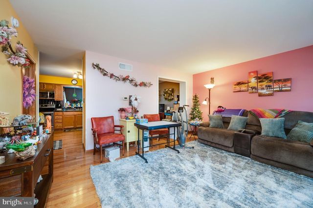 203 HUMMEL ST, Hummelstown, PA 17036