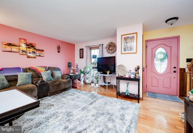 203 HUMMEL ST, Hummelstown, PA 17036