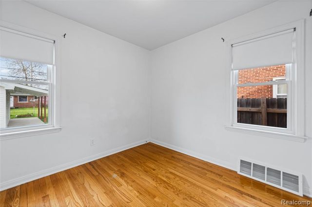 13261 Ward Street, Southgate, MI 48195