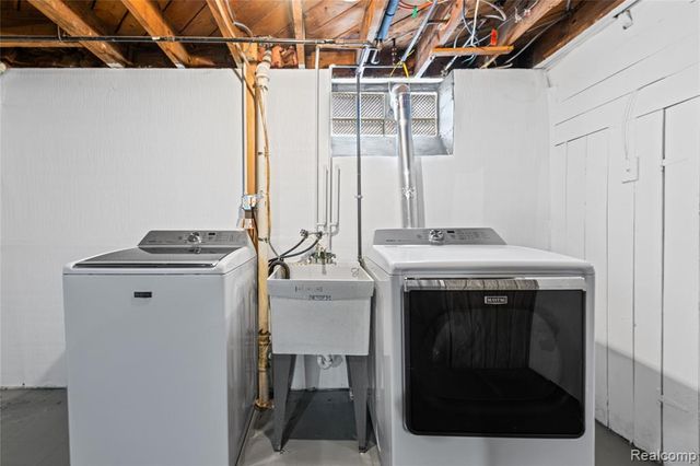 13261 Ward Street, Southgate, MI 48195