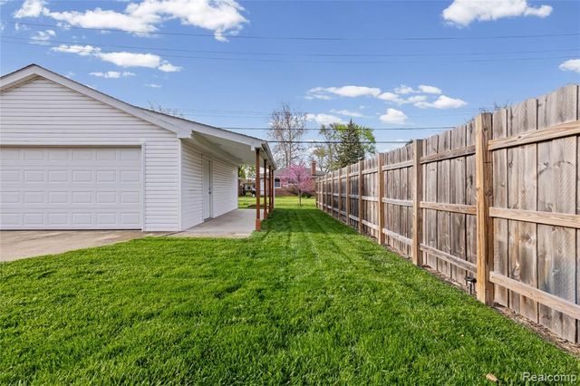 13261 Ward Street, Southgate, MI 48195