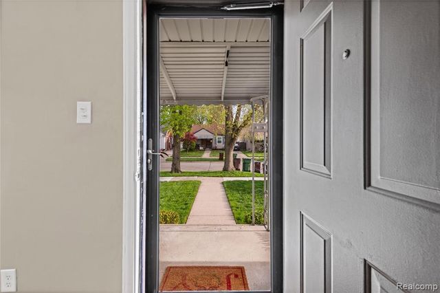 13261 Ward Street, Southgate, MI 48195