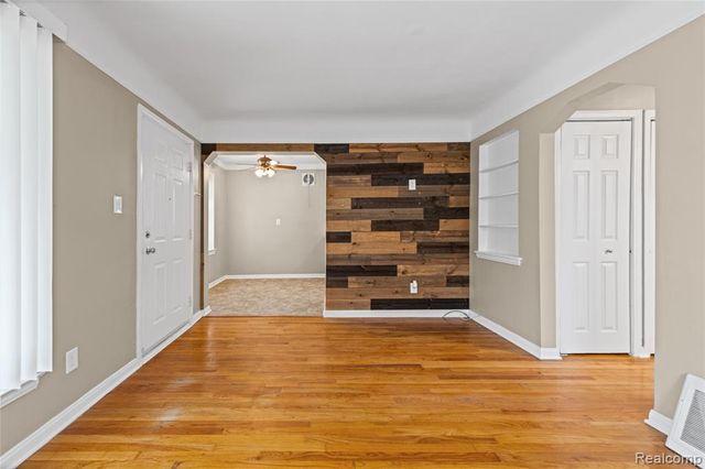 13261 Ward Street, Southgate, MI 48195