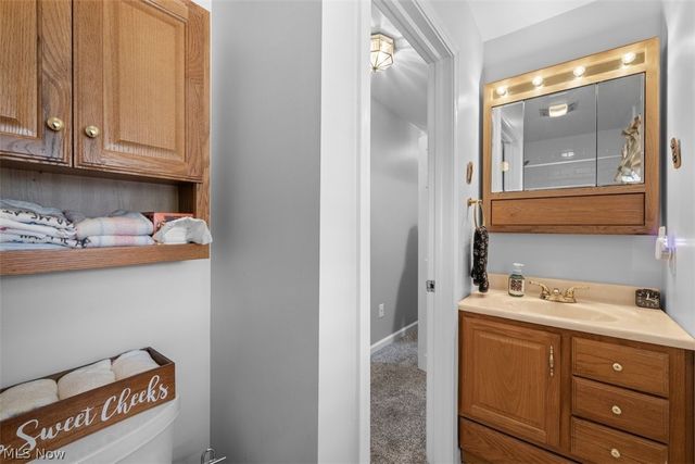 1872 19th Street, Cuyahoga Falls, OH 44223