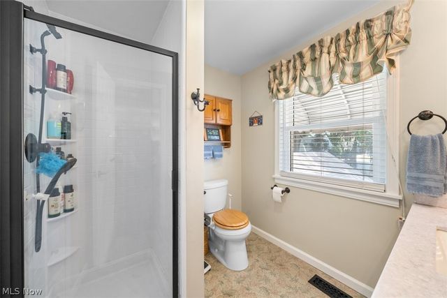 1872 19th Street, Cuyahoga Falls, OH 44223