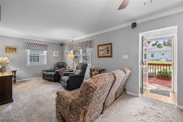 1872 19th Street, Cuyahoga Falls, OH 44223
