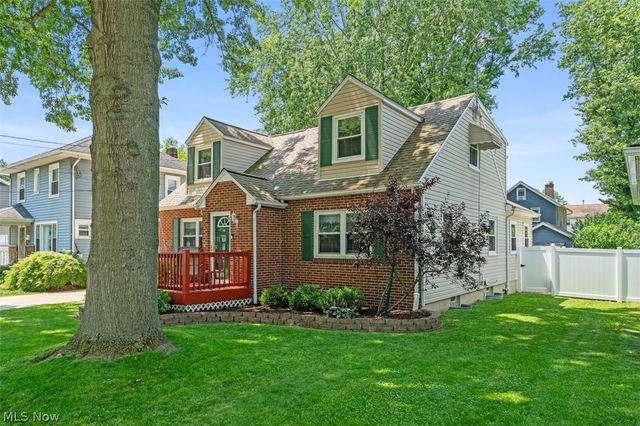1872 19th Street, Cuyahoga Falls, OH 44223