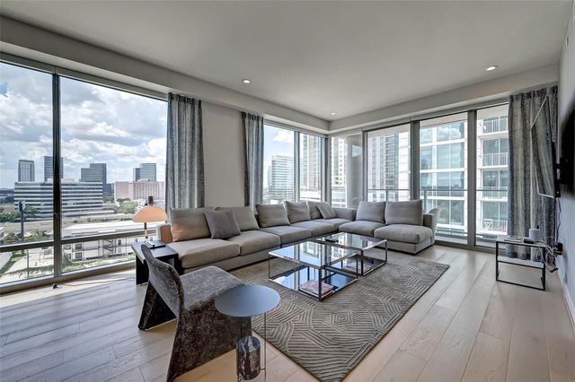 2047 Westcreek Lane 1101, Houston, TX 77027