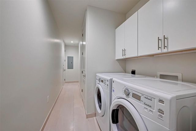 2047 Westcreek Lane 1101, Houston, TX 77027