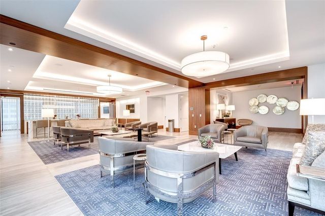 2047 Westcreek Lane 1101, Houston, TX 77027