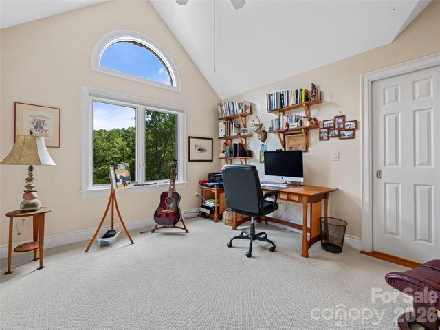 212 S Plains Drive, Asheville, NC 28803