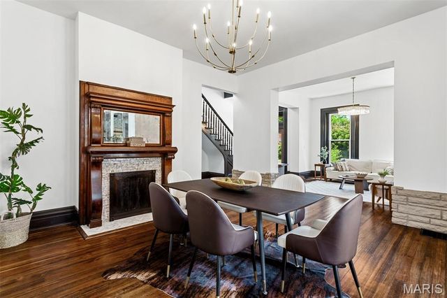 6703 Vermont Avenue, St Louis, MO 63111