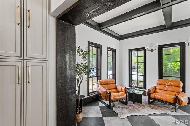 6703 Vermont Avenue, St Louis, MO 63111