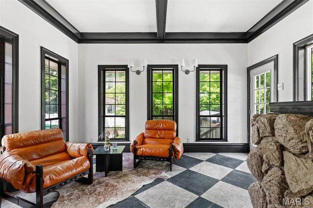 6703 Vermont Avenue, St Louis, MO 63111