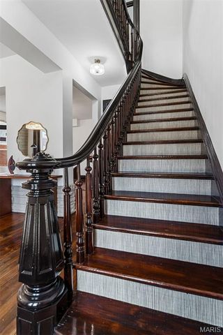 6703 Vermont Avenue, St Louis, MO 63111