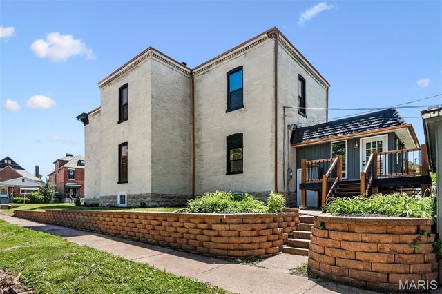 6703 Vermont Avenue, St Louis, MO 63111