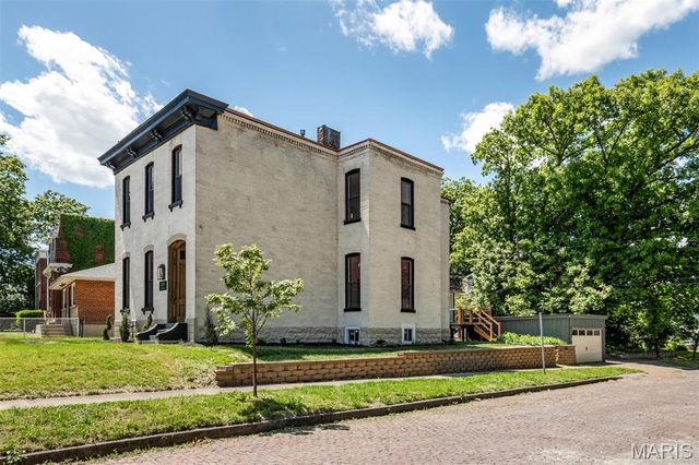 6703 Vermont Avenue, St Louis, MO 63111