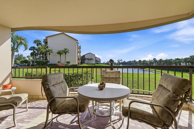 401 Ocean Bluffs Boulevard 104, Jupiter, FL 33477