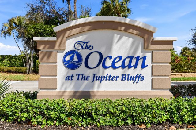 401 Ocean Bluffs Boulevard 104, Jupiter, FL 33477