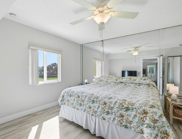 401 Ocean Bluffs Boulevard 104, Jupiter, FL 33477