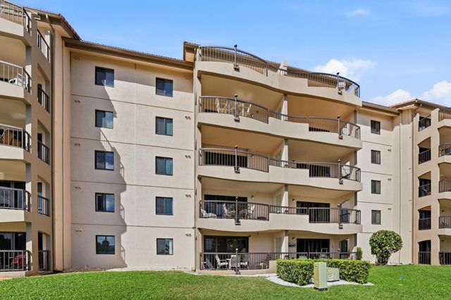 401 Ocean Bluffs Boulevard 104, Jupiter, FL 33477