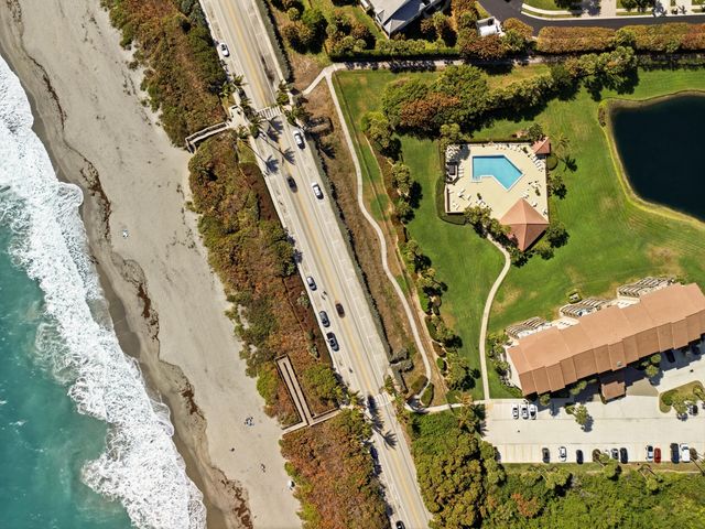 401 Ocean Bluffs Boulevard 104, Jupiter, FL 33477