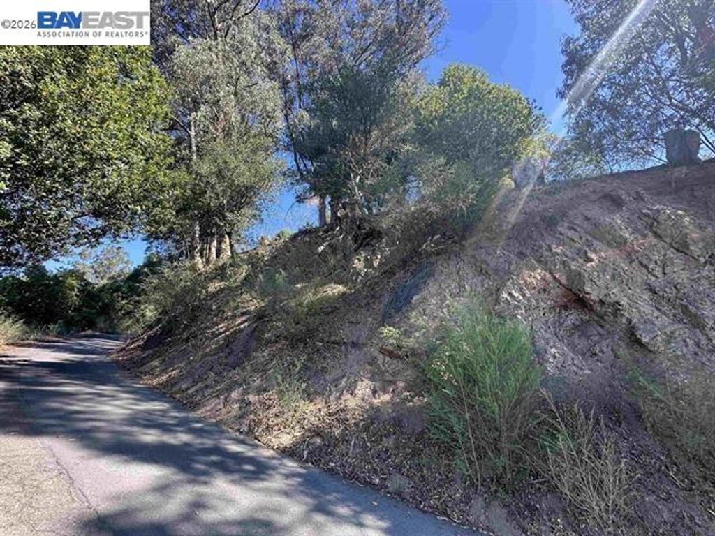 0 Thorndale Dr, Oakland, CA 94603